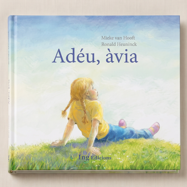 Portada del conte Adéu, àvia, de Mieke van Hooft, il·lustrada per Ronald Heuninck.